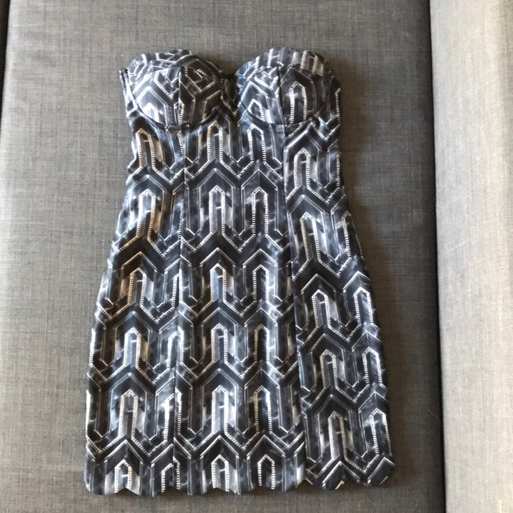 Patterned Strapless Dress - image 1